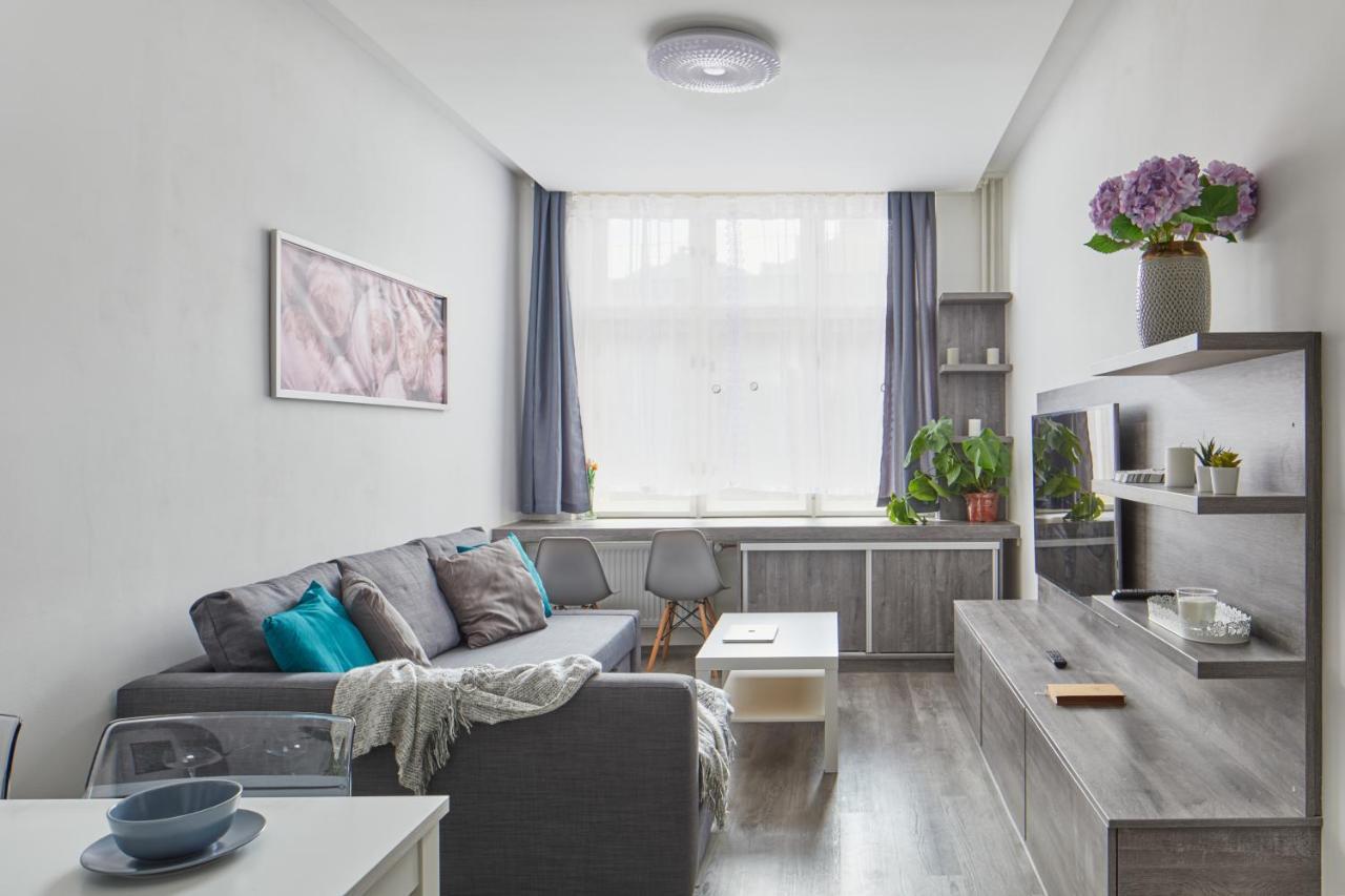 Minimalist Apartment On Wenceslas Square By Prague Days Ngoại thất bức ảnh