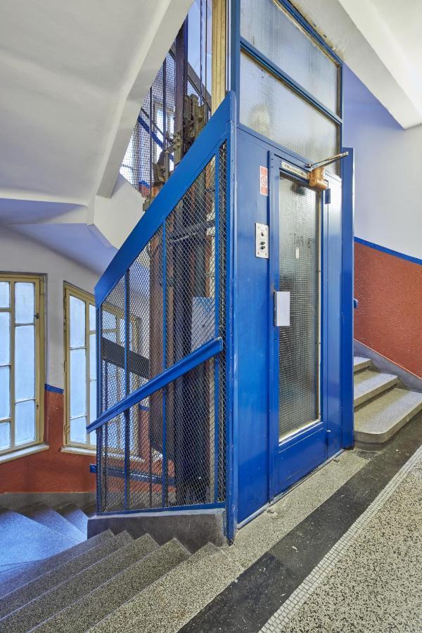 Minimalist Apartment On Wenceslas Square By Prague Days Ngoại thất bức ảnh